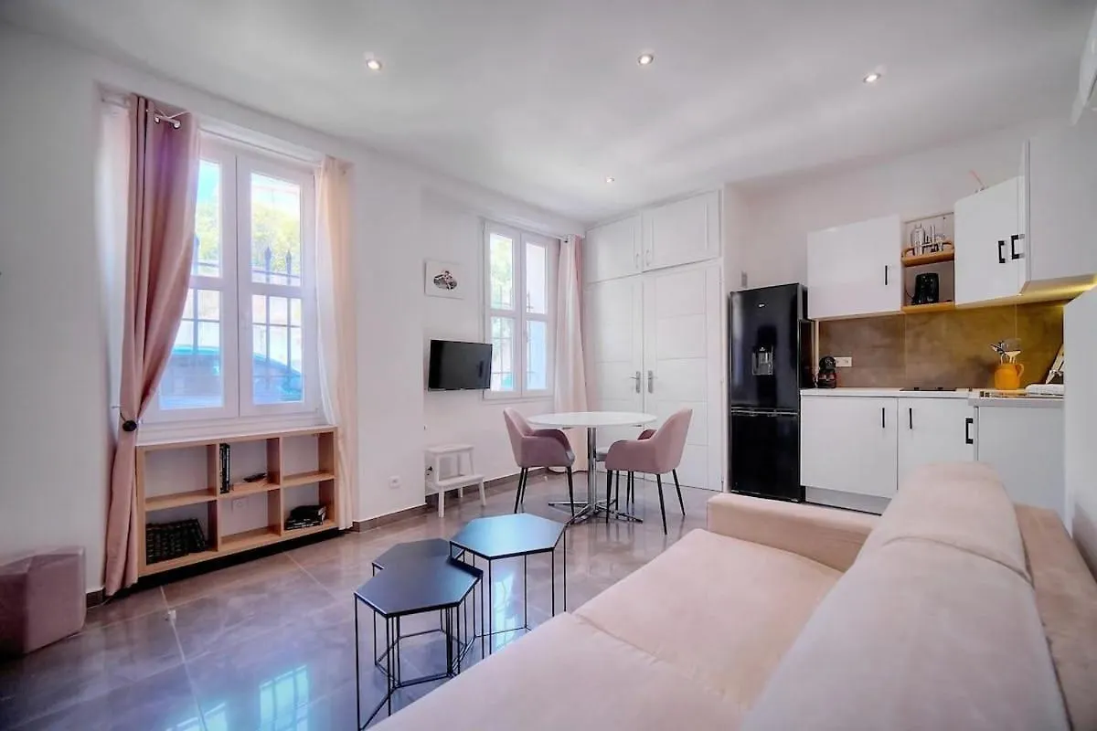 Apartment Appartement Juliette - 500M From The Beach Cannes Frankreich